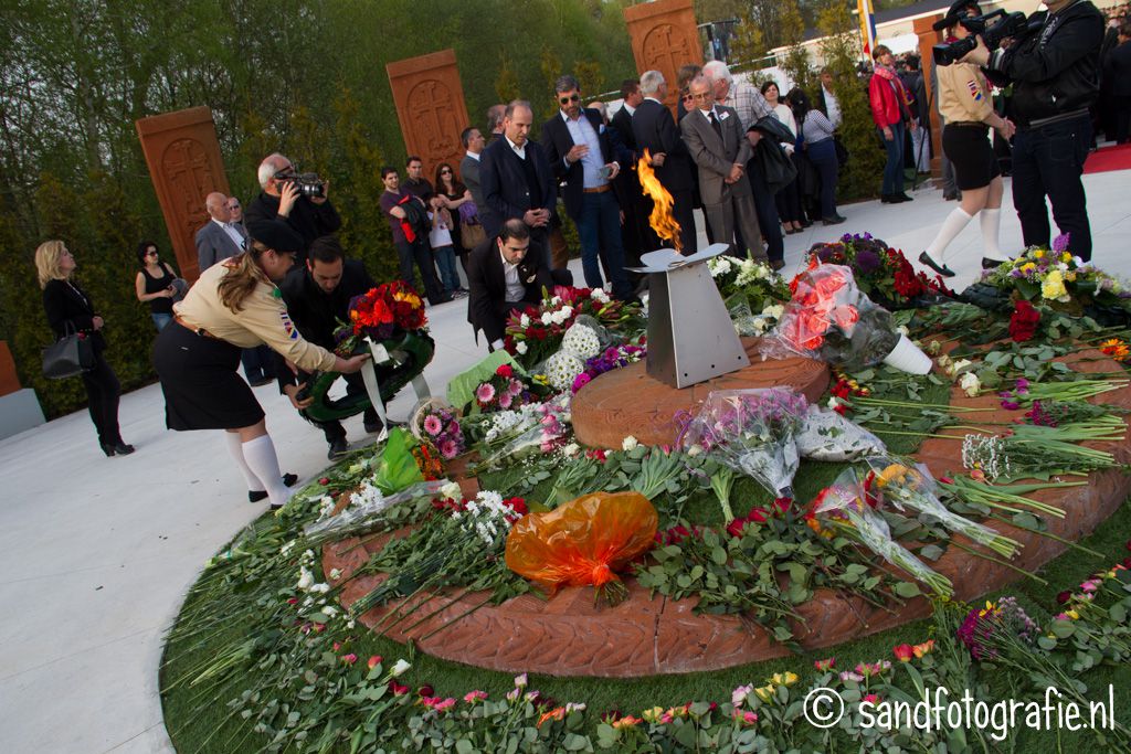 Armeense genocide herdacht Almelo Sand fotografie